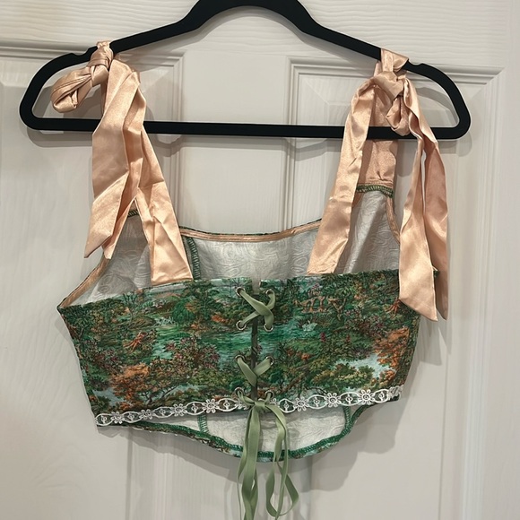 Green Corset Inspired Cropped Lace Up Top with Self-Tie Ribbon Straps NWOT - Picture 3 of 14